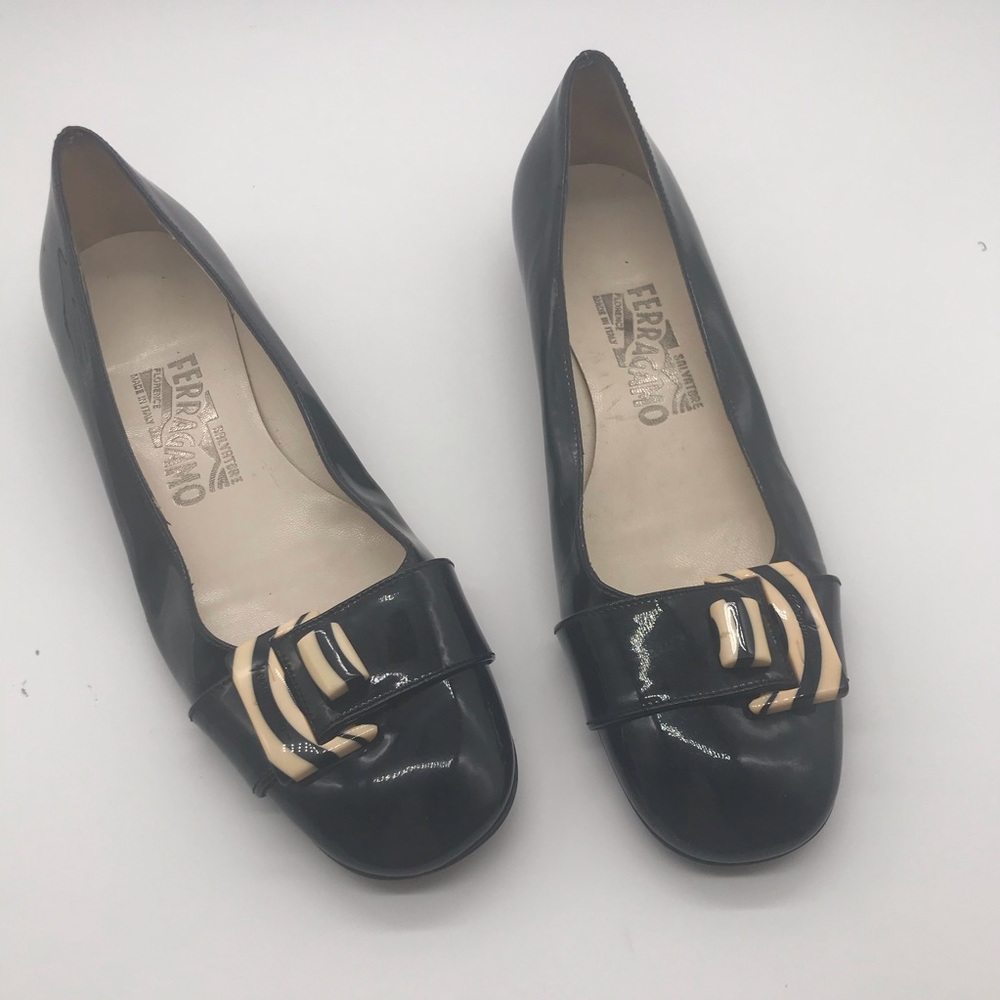 Salvatore Ferragamo size 6B - Picture 2 of 6